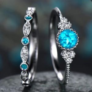 Light Blue Rhinestone Ring Set. NWOT